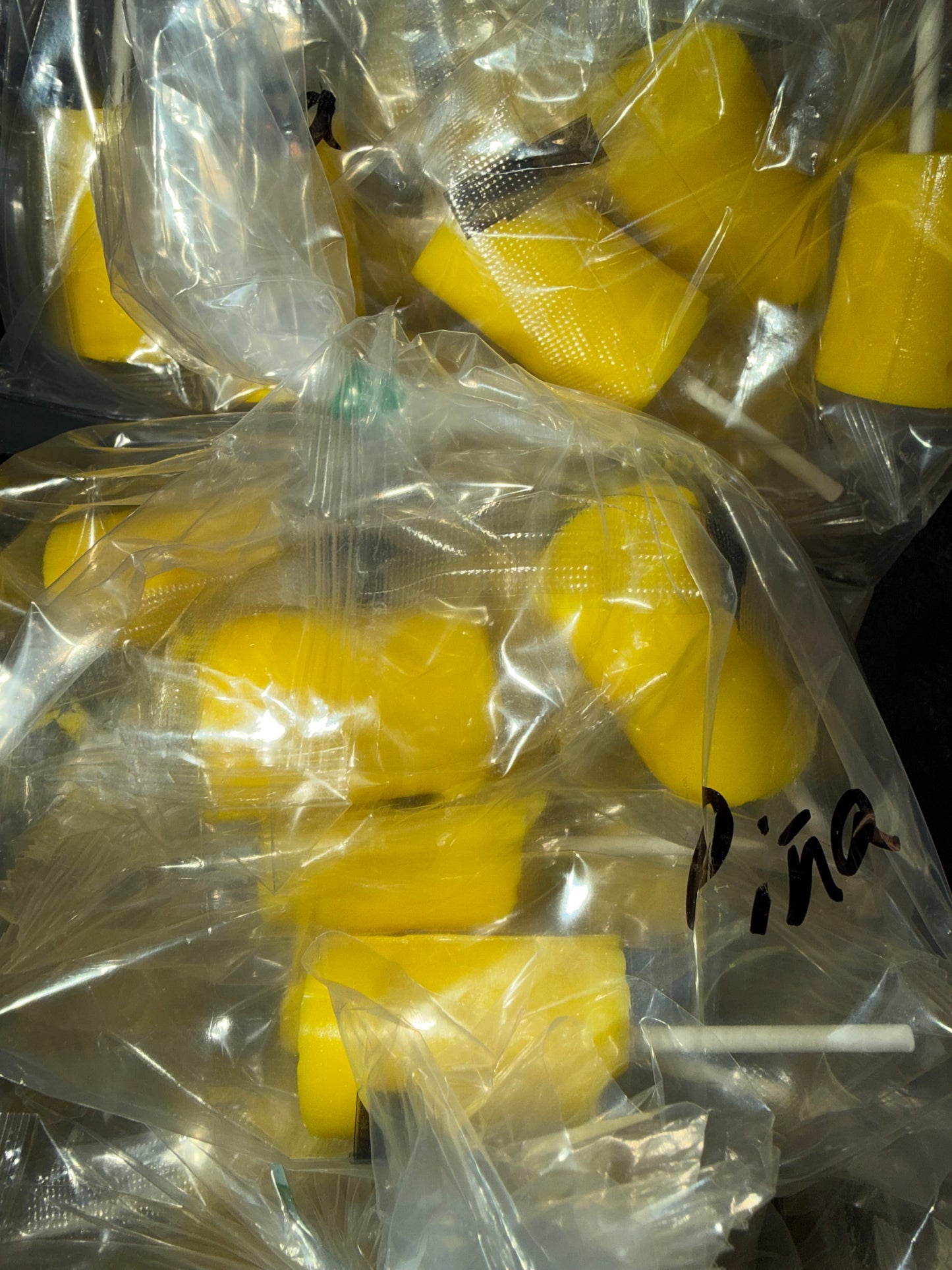 PILONES PINA 10CT HECHO MANO